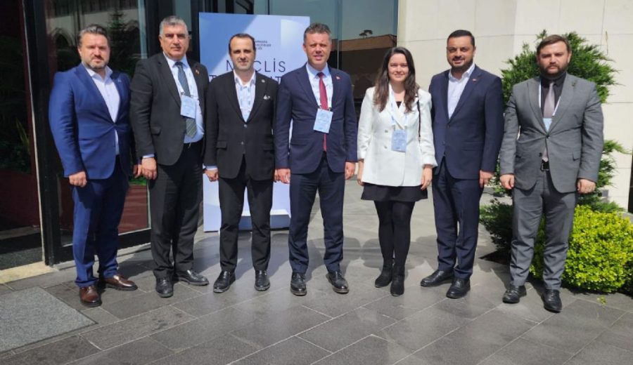 Başkan Sarıkurt, Marmara Belediyeler Birliği Encümen Üyeliğine Seçildi