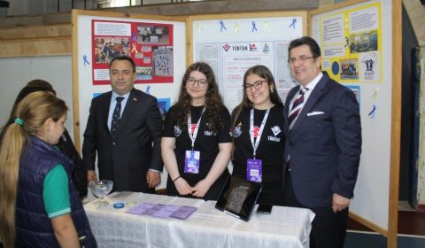 İl Millî Eğitim Müdürü Dr. Aziz Yeniyol, Ebru Nayim Fen Lisesi TÜBİTAK 4006 Bilim Fuarını Ziyaret Etti