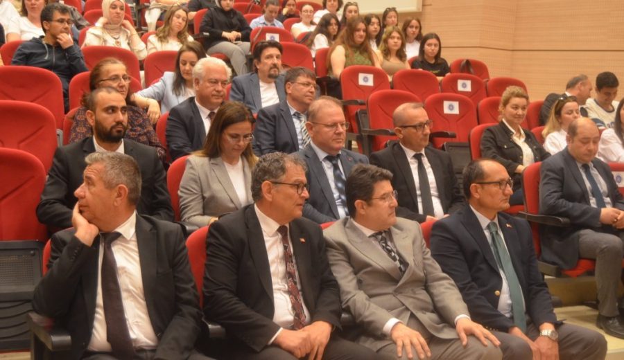 İl Millî Eğitim Müdürü Dr. Aziz Yeniyol, "Türkiye'de Özel Eğitim" Söyleşisine Katıldı