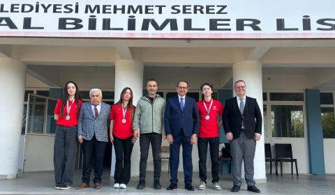 İlçe Milli Eğitim Müdürü Fahri Kırmızı İlçemiz Tekirdağ Belediyesi Mehmet Serez Sosyal Bilimler Lisesini Ziyaret Etti