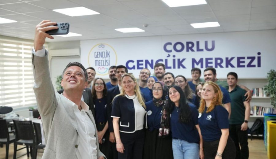 Başkan Sarıkurt: "Çorlu`muz Gençlerimizin Fikirleriyle Güzelleşecek"