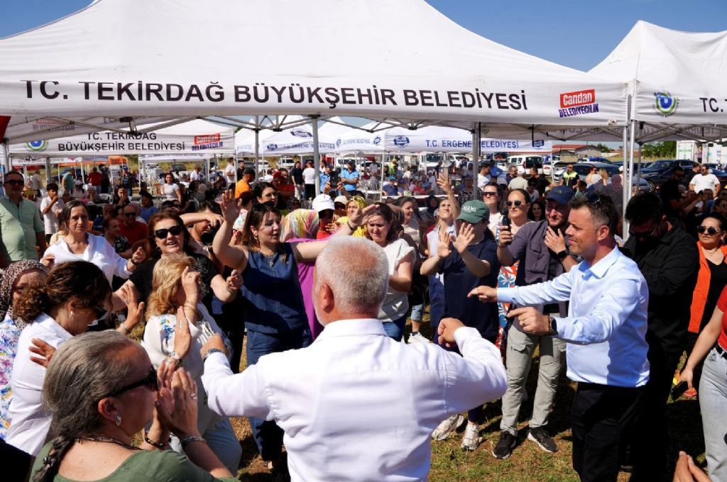 Başkan Sarıkurt, Şahpaz´ın Hıdrellez Coşkusuna Ortak Oldu