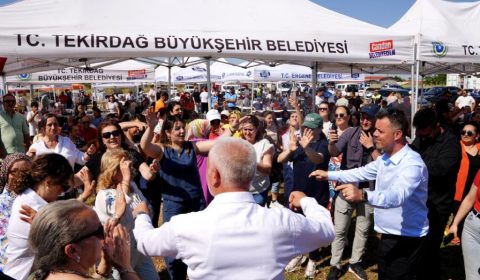 Başkan Sarıkurt, Şahpaz´ın Hıdrellez Coşkusuna Ortak Oldu