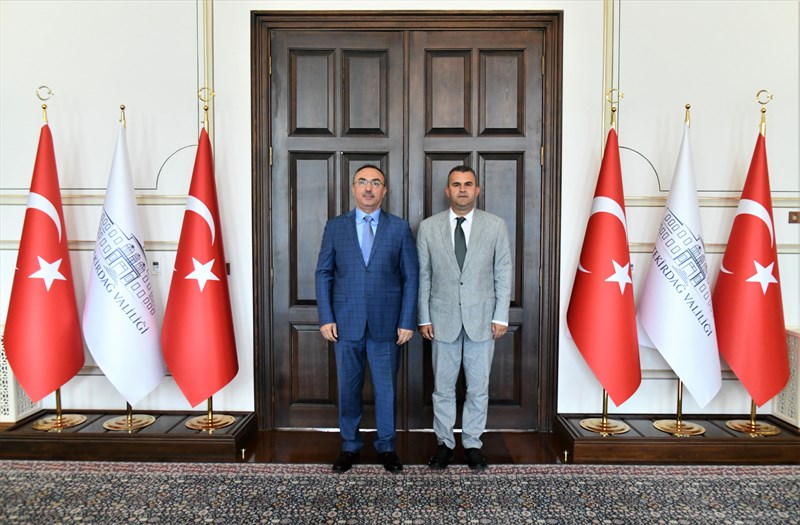 Belediye Başkanı Nallar Vali Soytürk’ü Kiraz Festivali’ne Davet Etti