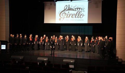 Çorlu`nun İlk Çoksesli Korosu ?Sirello? İlk Konseriyle Büyüledi