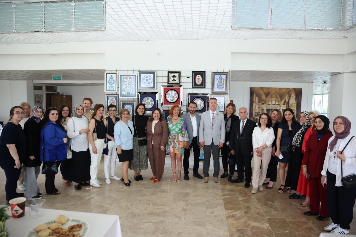 DÜNDEN İLHAM ALIP YARINA İZ BIRAKAN SANAT “GELENEKTEN YARINA KÜLTÜRÜMÜZ ESERİMİZ” ADLI SERGİ AÇILDI