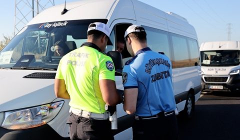 EMNİYET VE ZABITA GÜVENLİ ULAŞIM İÇİN SAHADA