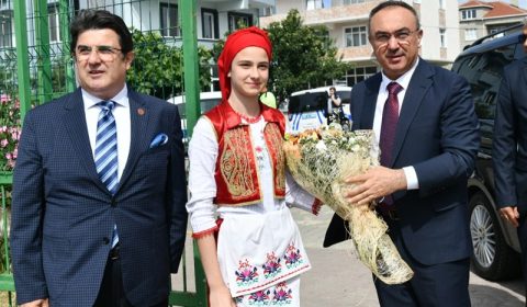 Harezmi Eğitim Modeli Yıl Sonu Sergisi Düzenlendi