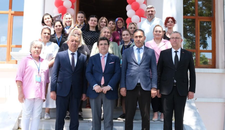 Hayat Boyu Öğrenme Sergisi Yoğun İlgi Gördü