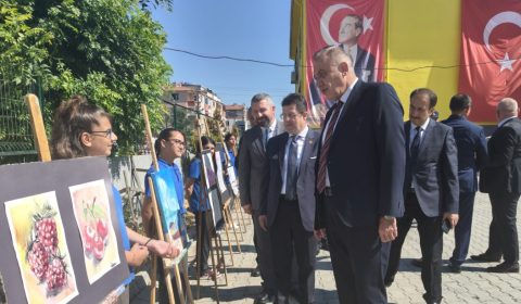 İl Millî Eğitim Müdürü Dr. Aziz Yeniyol, Kumbağ İlkokulunda Düzenlenen Karne Törenine Katıldı