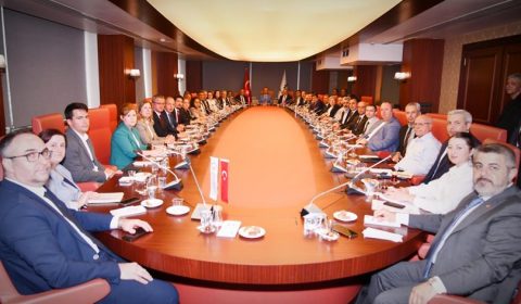 İL MÜDÜRÜ AKSOY SANAYİ VE TEKNOLOJİ İŞ BİRLİĞİ KURULU TOPLANTISINA KATILDI