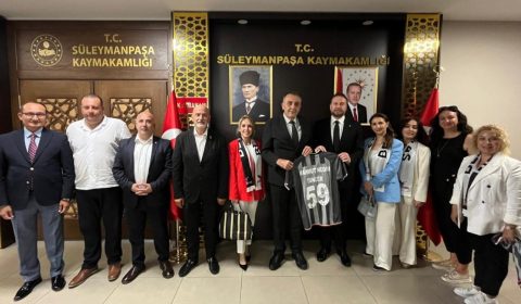 Kaymakamımız Sayın Mahmut Nedim TUNÇER Beşiktaş Jimnastik Kulübü Genel Sekreteri Uğur FORA ile Yönetim Kurulu Üyelerini Makamında Kabul Etti