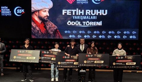 Saray Şehit Nihat Kara Anadolu İmam Hatip Lisesi Öğrencisi Baran İçli'den Gururlandıran Başarı