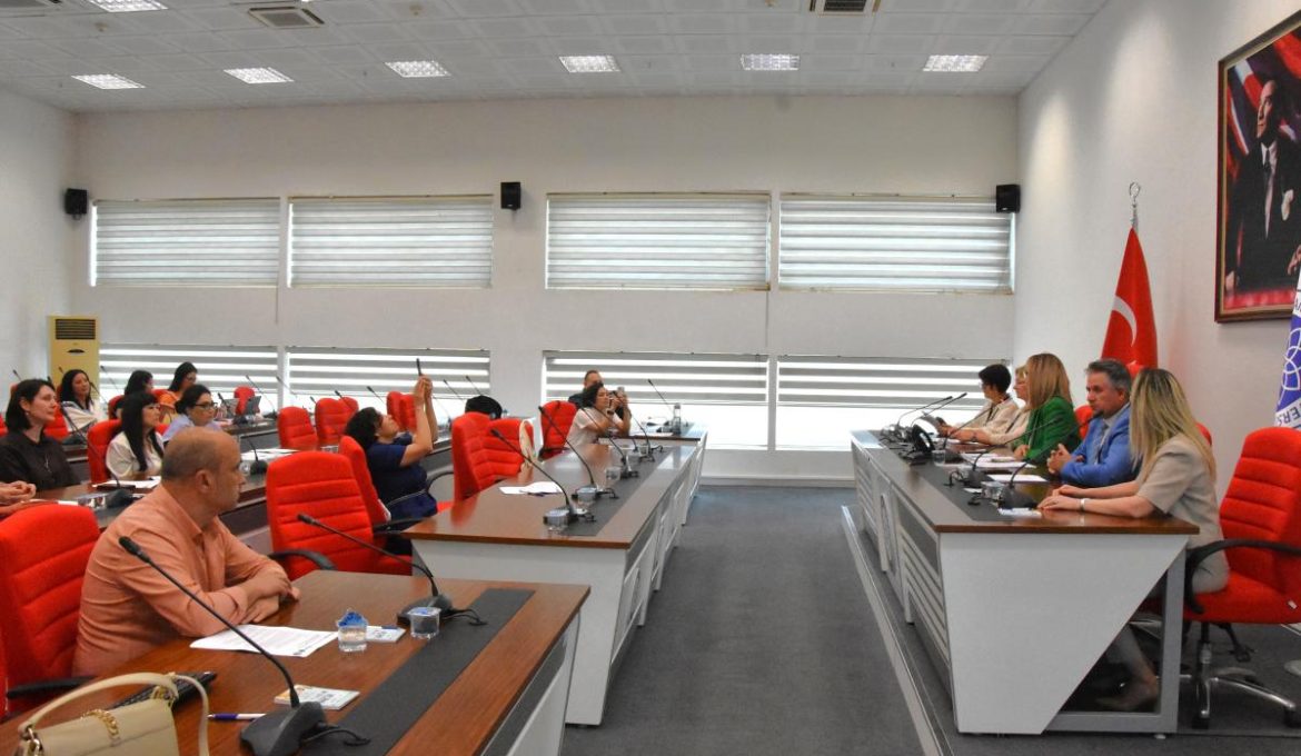 ÜNİVERSİTEMİZ ULUSLARARASI BİLİMSEL TOPLANTIYA EV SAHİPLİĞİ YAPTI
