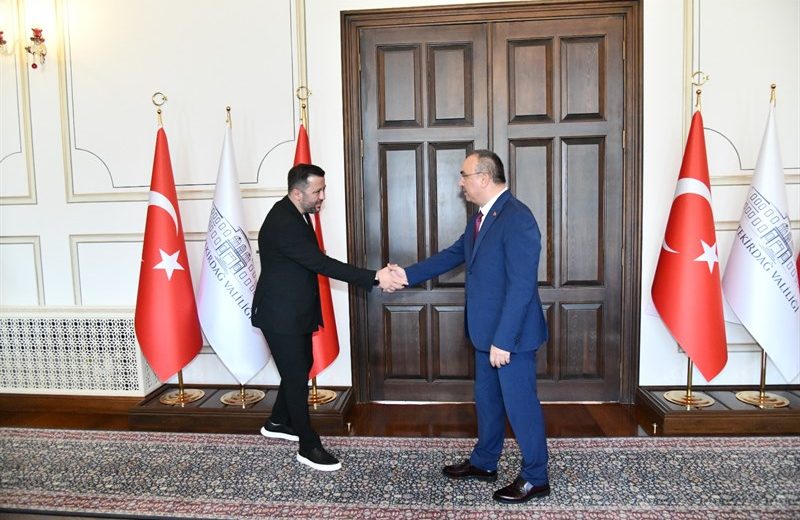 Vali Soytürk 3 Kemaller Halk Dansları Spor Kulübü Üyelerini Kabul Etti