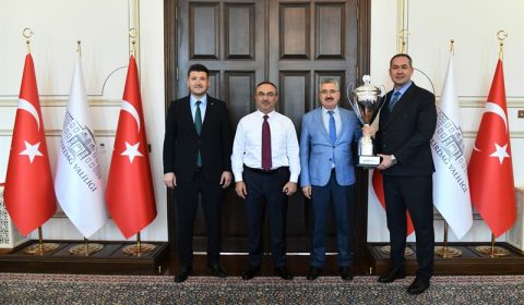 Vali Soytürk Şampiyon Basketbol Takımı’nı Kabul Etti