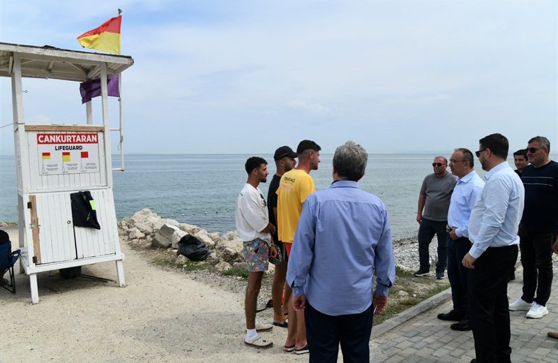 Vali Soytürk ve Eşi Nurdan Soytürk Mürefte Mahallesi’ni Ziyaret Etti