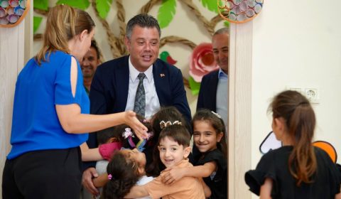 Başkan Sarıkurt, Yaz Okulunda Miniklerle Buluştu