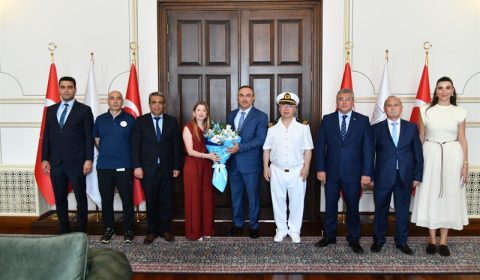 Denizcilik ve Kabotaj Bayramı Münasebetiyle Tekirdağ Bölge Liman Başkanı Vali Soytürk’ü Ziyaret Etti