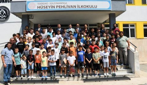 İl Millî Eğitim Müdürü Dr. Aziz Yeniyol, Yaz Okulu Programını Ziyaret Etti