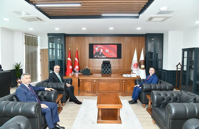 Vali Soytürk HSK Kararnamesi İle İlimize Atanan Başsavcı Dönmez ve Mahkeme Başkanı Binici’yi Ziyaret Etti