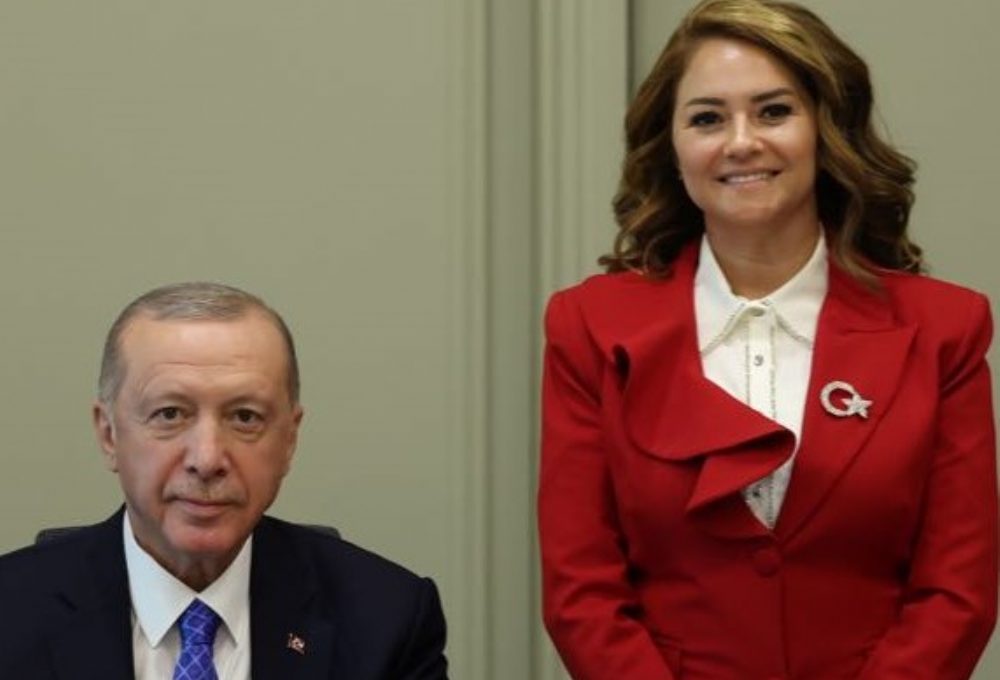 BİZ BU MİLLETE EFENDİ OLMAYA DEĞİL, HİZMETKAR OLMAYA GELDİK!