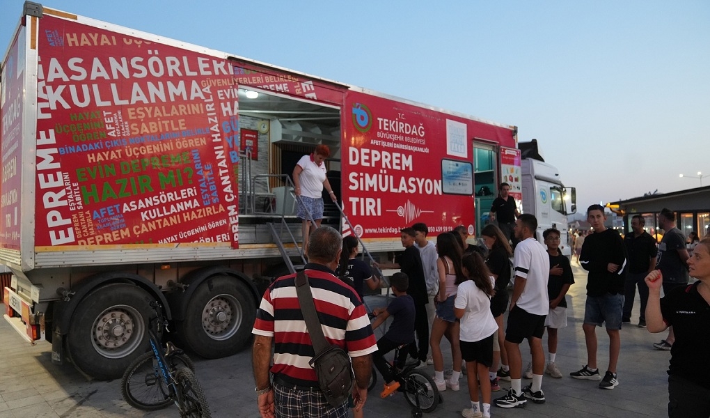 BÜYÜKŞEHİR'DEN MÜREFTE DEPREMİ'NİN YILDÖNÜMÜNDE DEPREM EĞİTİMİ