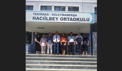İlçe Milli Eğitim Müdürü Fahri Kırmızı, İlçemiz Hacıilbey Ortaokulunu Ziyaret Etti.