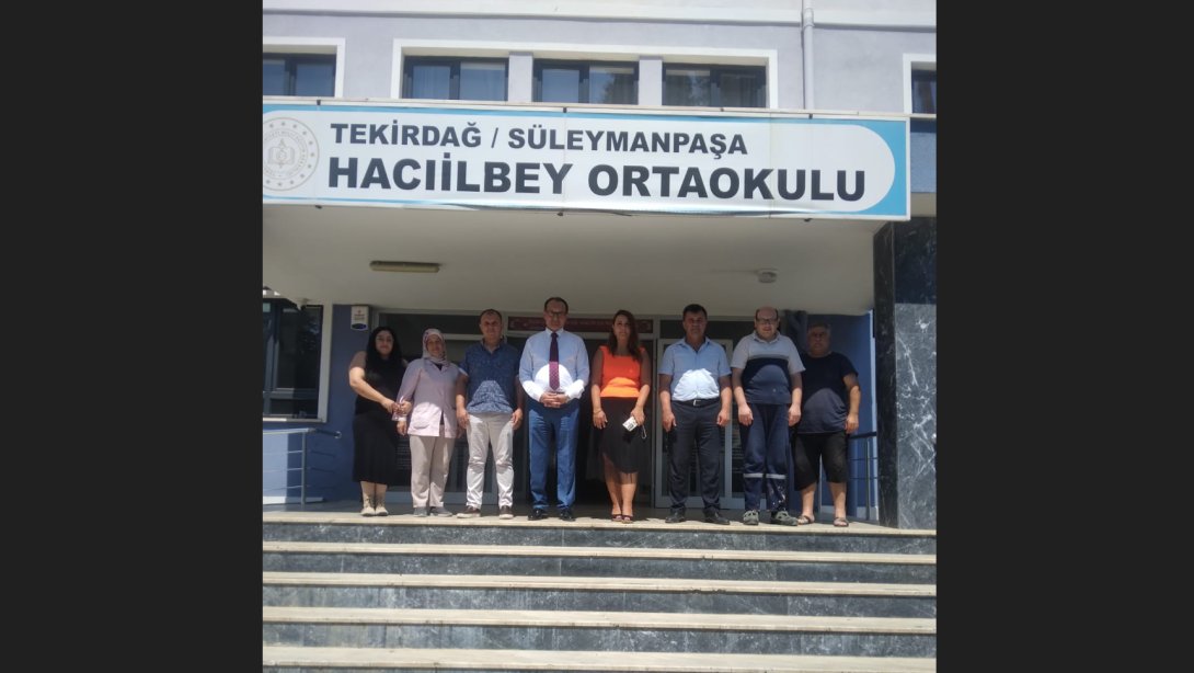 İlçe Milli Eğitim Müdürü Fahri Kırmızı, İlçemiz Hacıilbey Ortaokulunu Ziyaret Etti.