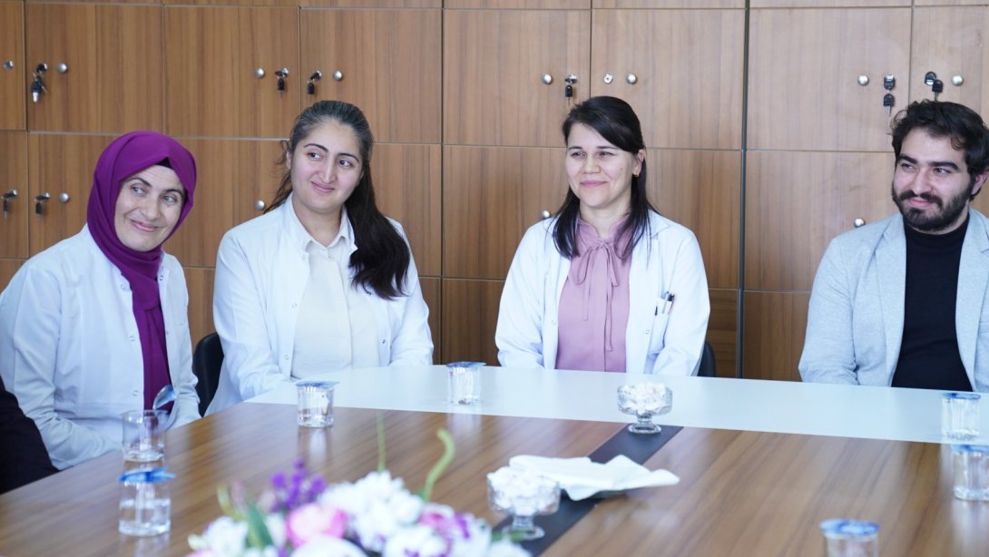 İLLER ARASI MAZERETE BAĞLI YER DEĞİŞTİRME BAŞVURUSUNDA BULUNAN ÖĞRETMENLERİN ATAMALARI GERÇEKLEŞTİ