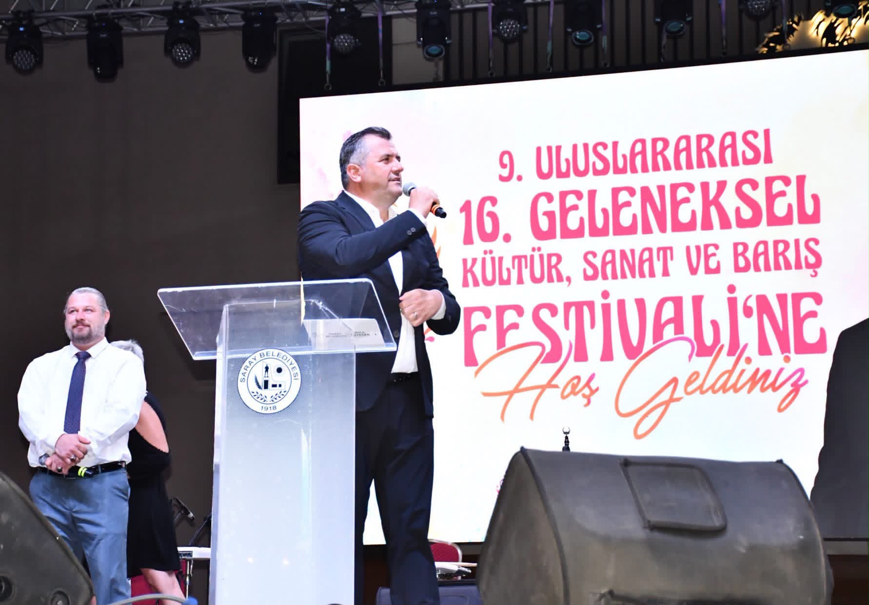 Saray'da festival coşkusu başladı
