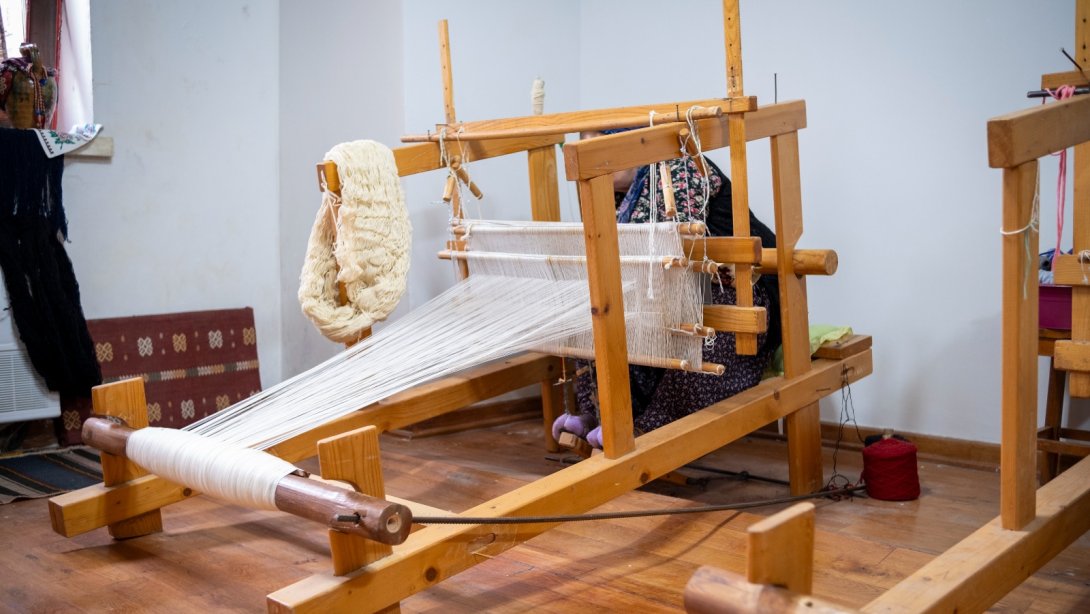 TEKİRDAĞ KARACAKILAVUZ DİMİ DOKUMA KURS PROGRAMI E YAYGIN KURS PROGRAMLARI ARASINA GİRDİ
