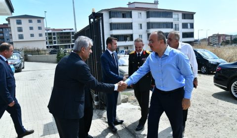 Vali Soytürk Gazi Gür’ü Ziyaret Etti