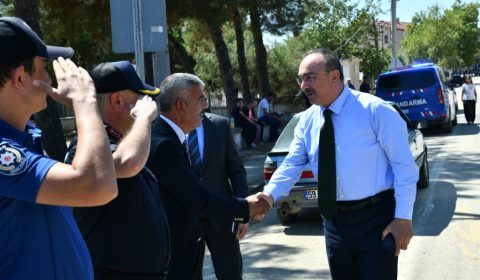 Vali Soytürk Sağlamtaş Ortaokulu'nda İncelemelerde Bulundu