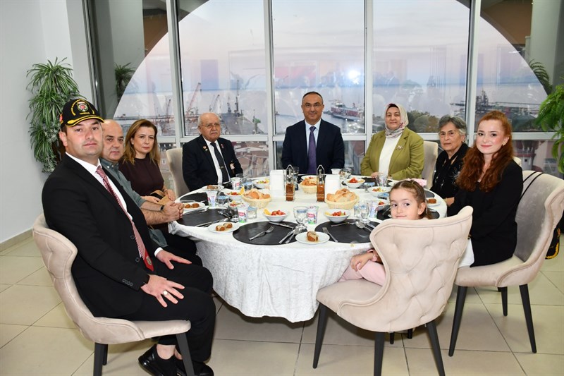 19 Eylül Gaziler Günü Münasebetiyle Yemek Programı Düzenlendi