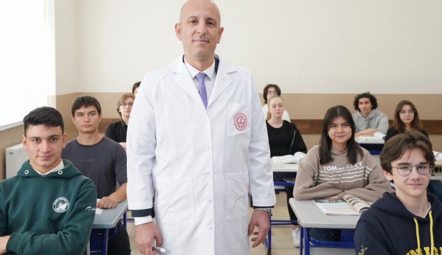 2026/3 ÖĞRETMENLİK MESLEĞİ KARİYER BASAMAKLARINDA İLERLEMEYE İLİŞKİN KILAVUZ, YAYIMLANDI