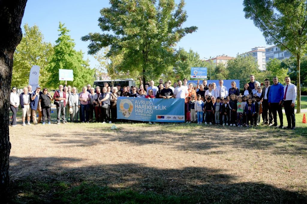 Çorlu`da Nesiller Cumhuriyet Parkı`nda Spor İçin Buluştu