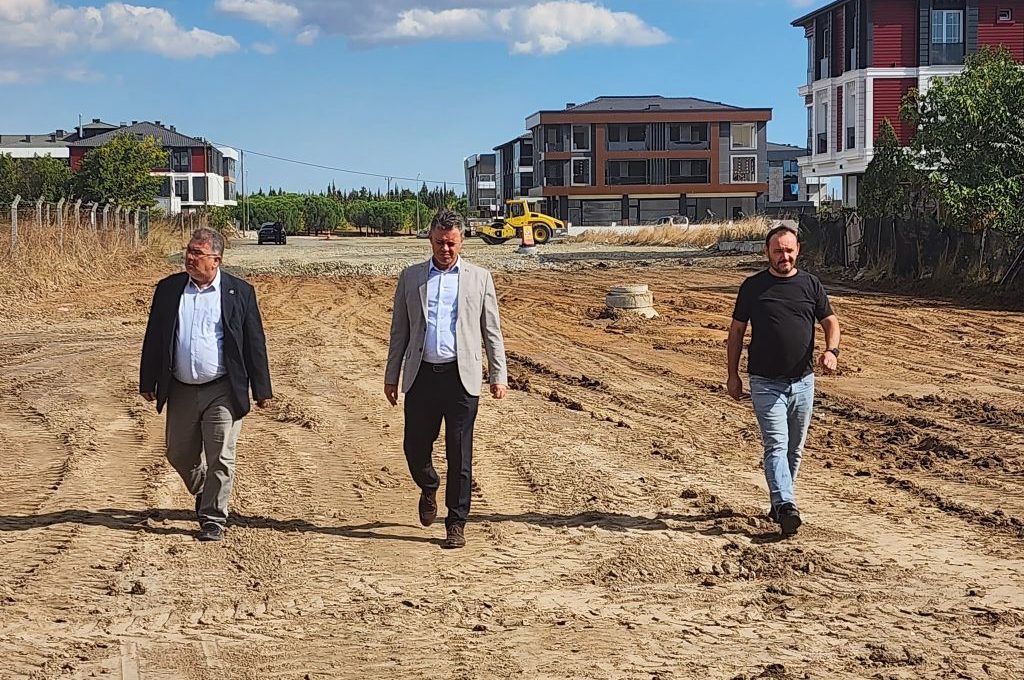 Çorlu`da Yol Yapım ve Yenileme Çalışmaları Devam Ediyor