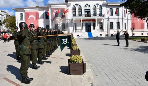Gaziler Günü Münasebetiyle Çelenk Sunma Töreni Düzenlendi