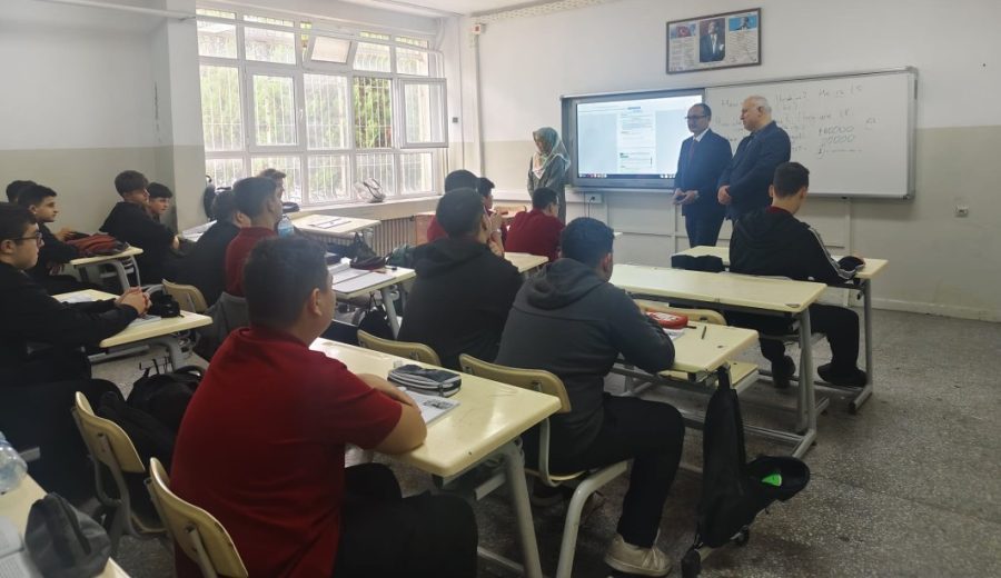 İlçe Milli Eğitim Müdürü Fahri Kırmızı Tekirdağ Mesleki ve Teknik Anadolu Lisesini Ziyaret Etti