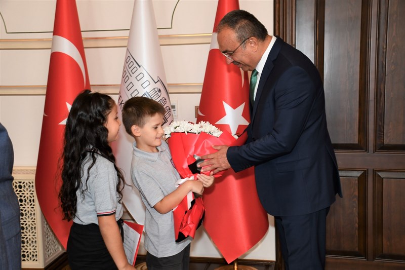İlköğretim Haftası Etkinlikleri Kapsamında Vali Soytürk'e Ziyaret