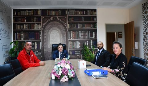 Kızılay Tekirdağ Şube Başkanı Mustafa Kasım Karakuş, İl Millî Eğitim Müdürü Dr. Aziz Yeniyol'u Ziyaret Etti