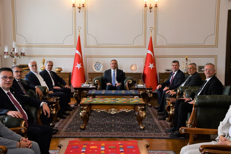 OSBÜK Başkanı Kütükçü Vali Soytürk’ü Ziyaret Etti