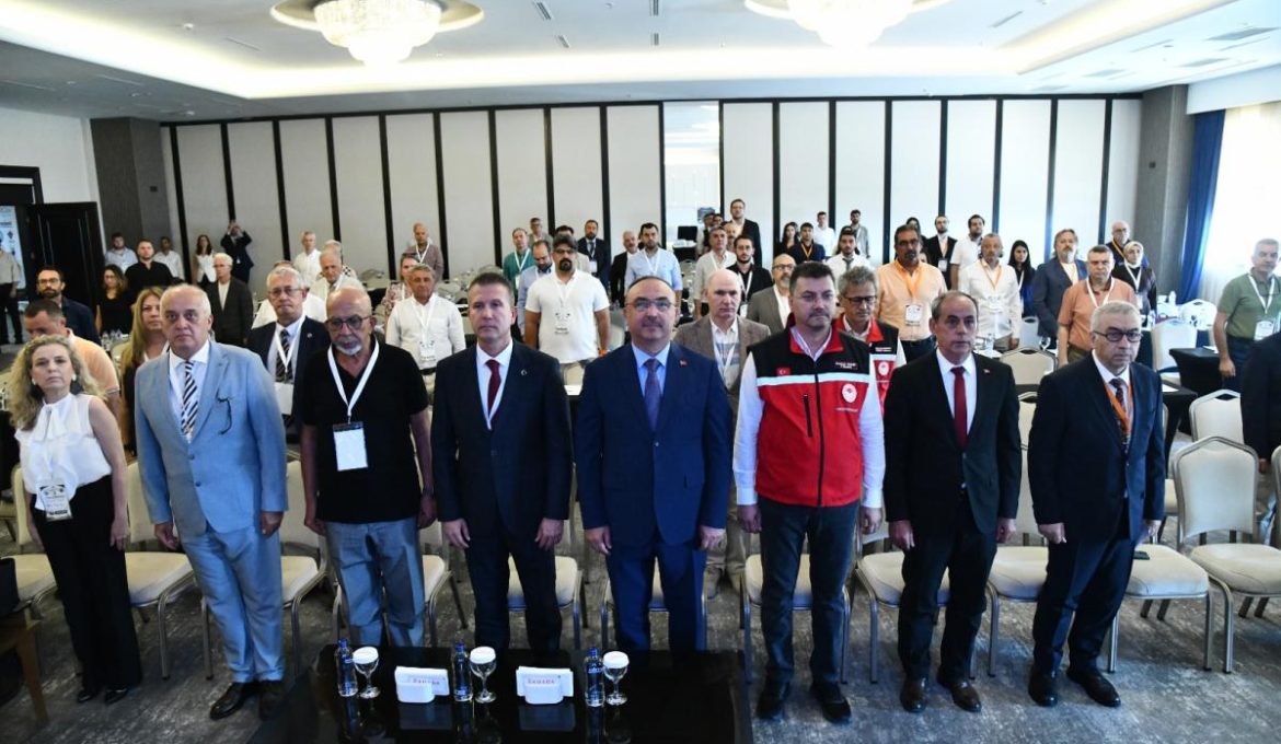 TEKİRDAĞ NKÜ ZİRAAT FAKÜLTESİ BİYOSİSTEM MÜHENDİSLİĞİ BÖLÜMÜ EV SAHİPLİĞİNDE ‘TRAKAGENG2026 KONGRESİ’ BAŞLADI
