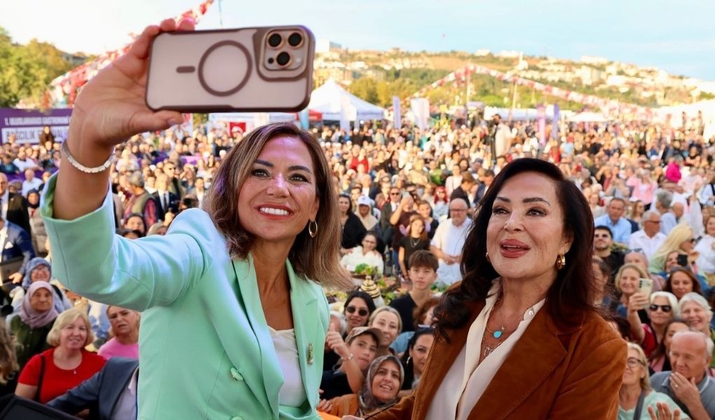 TEKİRDAĞ'IN CANDAN SOFRASINA YOĞUN İLGİ: 1. ULUSLARASI GASTRONOMİ VE BAĞCILIK FESTİVALİ COŞKUYLA BAŞLADI
