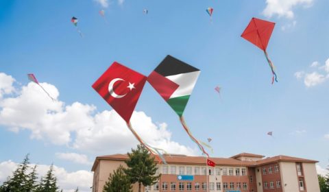 UÇURTMALAR, GAZZELİ ÇOCUKLAR İÇİN UMUDA YÜKSELECEK