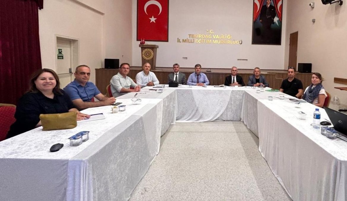 ÜNİVERSİTEMİZ TEKİRDAĞ İLİ MESLEKİ VE TEKNİK EĞİTİM PLANI HAZIRLAMA KOMİSYONUNDA TEMSİL EDİLDİ