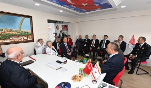 Vali Soytürk Gaziler Günü’nde Muharip Gaziler Derneği Tekirdağ Şubesini Ziyaret Etti