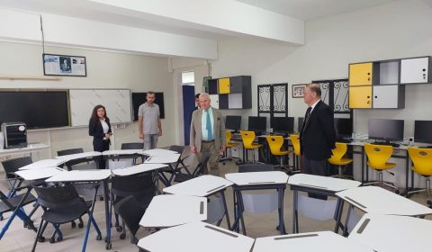 Yenilikçi Sınıflar Yerinde İncelenerek Eğitim Ortamlarına Yönelik Çalışmalar Değerlendirildi
