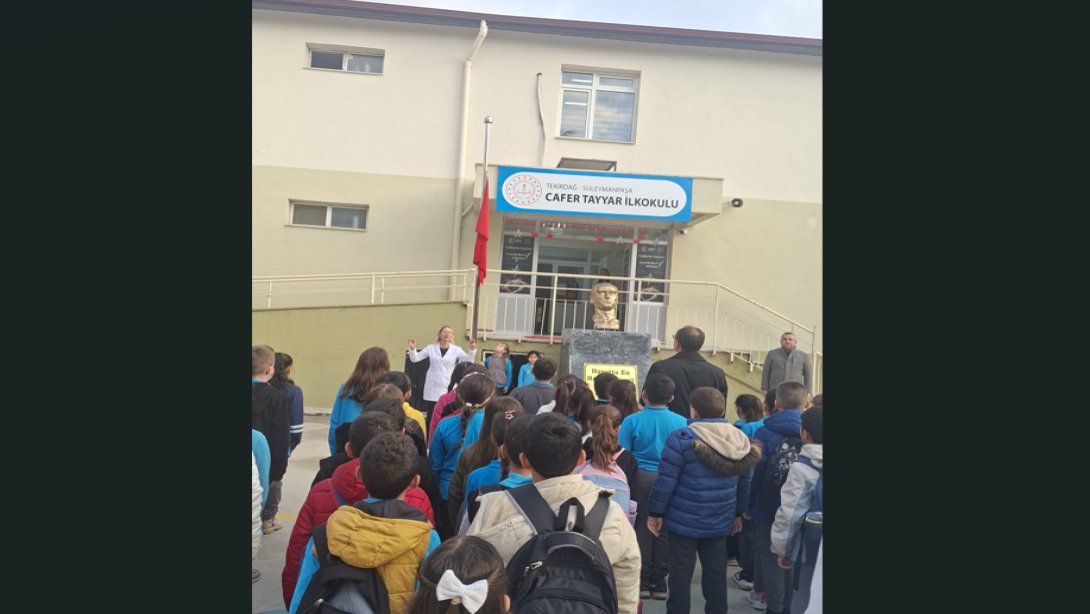 İlçe Millî Eğitim Müdürümüz İlçemiz Cafer Tayyar İlkokulunda Bayrak Töreni'ne Katıldı